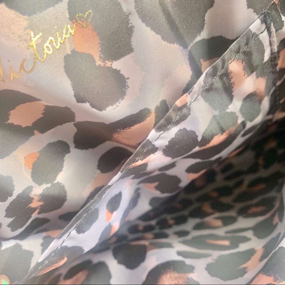 Victoria’s Secret Metallic Gold Letter Black Tote - Picture 5 of 8